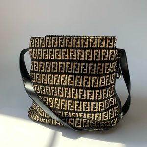 Fendi Knit 2-Way Bucket Bag